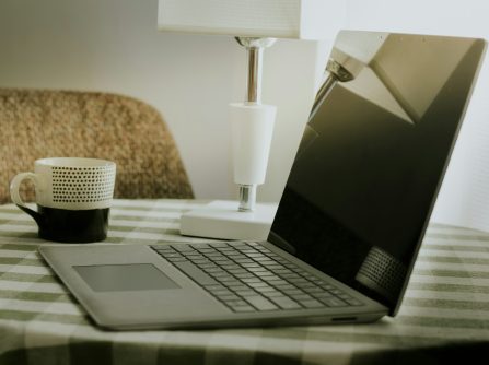 Парадокс OnlyFans в Україні: як платити податки і не потрапити до в’язниці